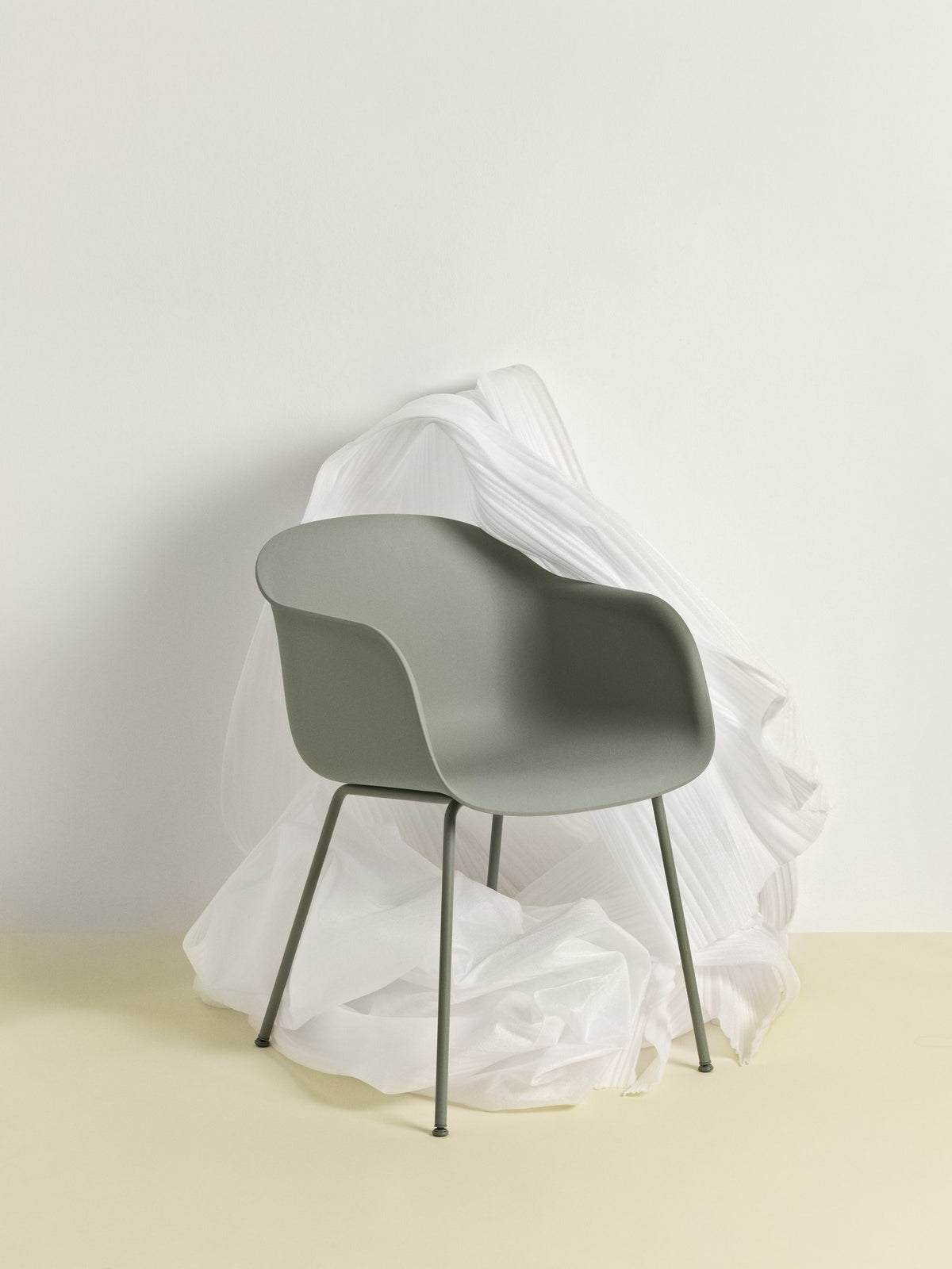 Fiber Armchair - Chairs - Muuto