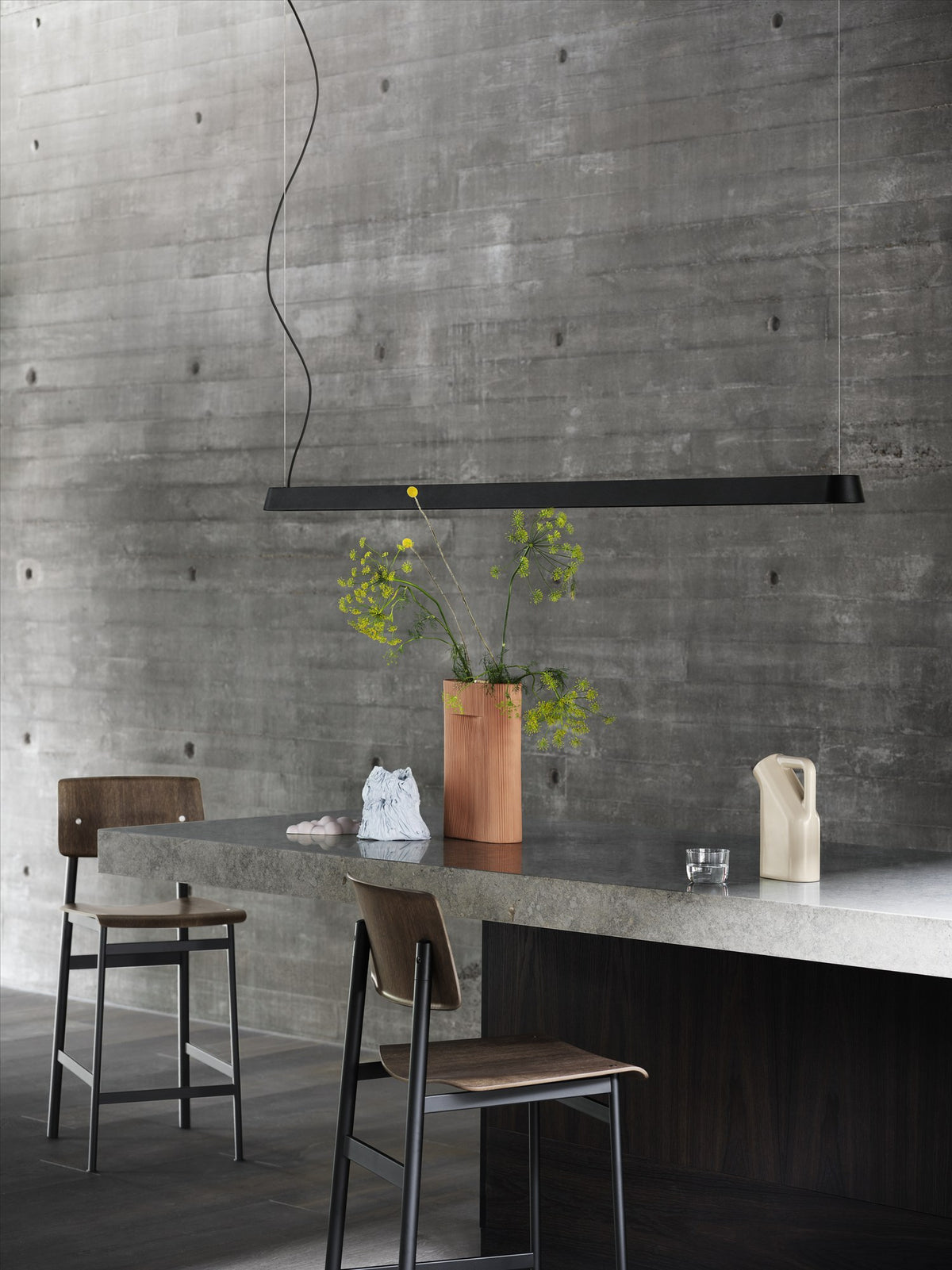 Linear Pendant Lamp - Pendant Lights - Muuto