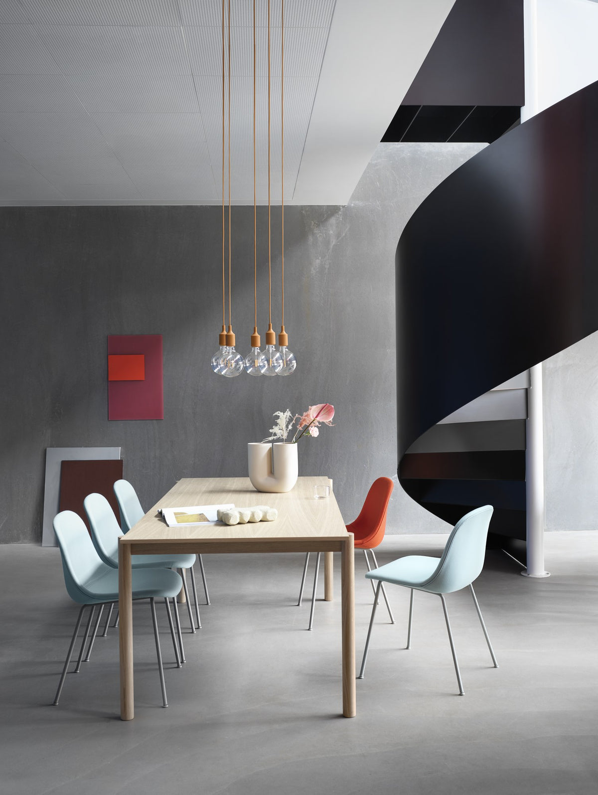 Linear Wood Table - Dining Tables - Muuto
