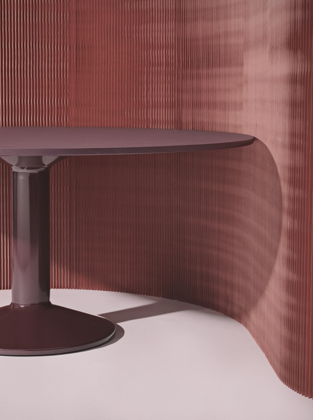 Midst Table - Dining Tables - Muuto