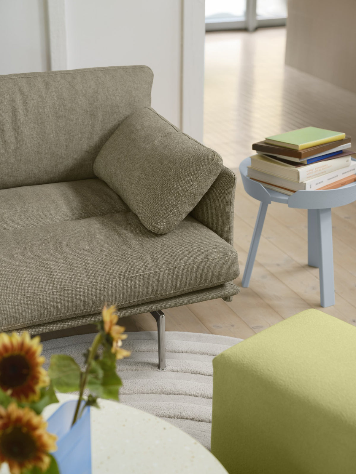 Outline Soft Cushion - Cushions - Muuto