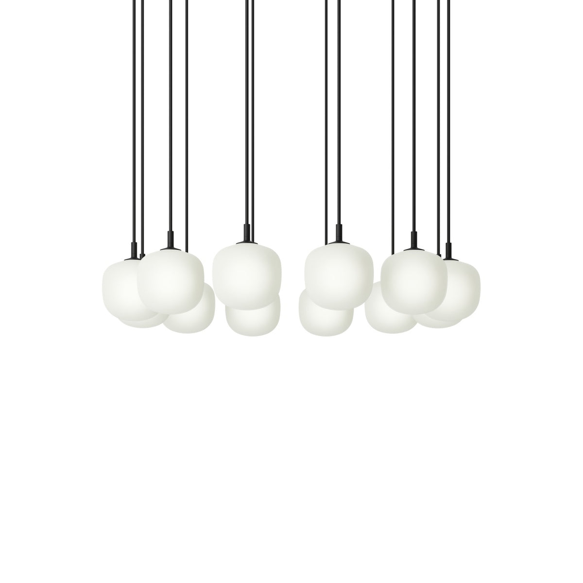 Rime Pendant Cluster - 12 × Ø 12 cm, Black - Pendant Lights - Muuto