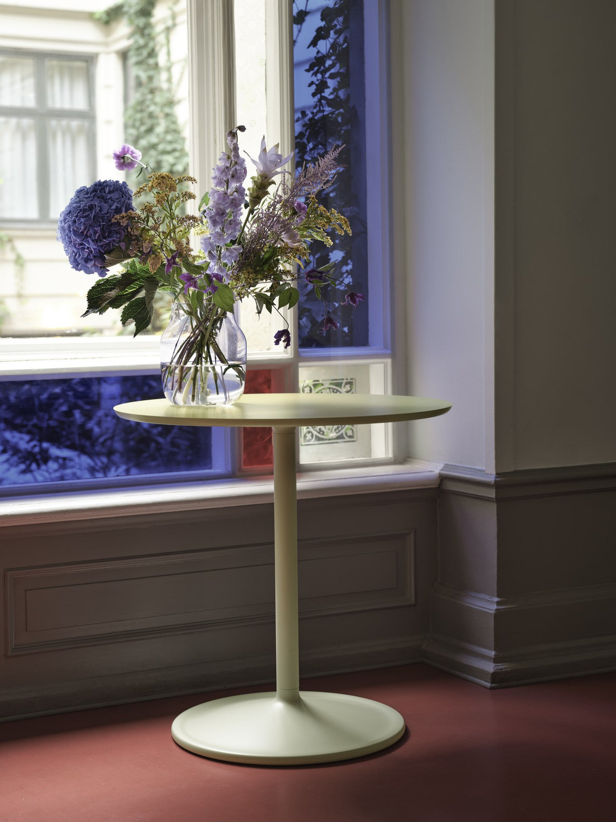 Soft Café Table - Dining Tables - Muuto