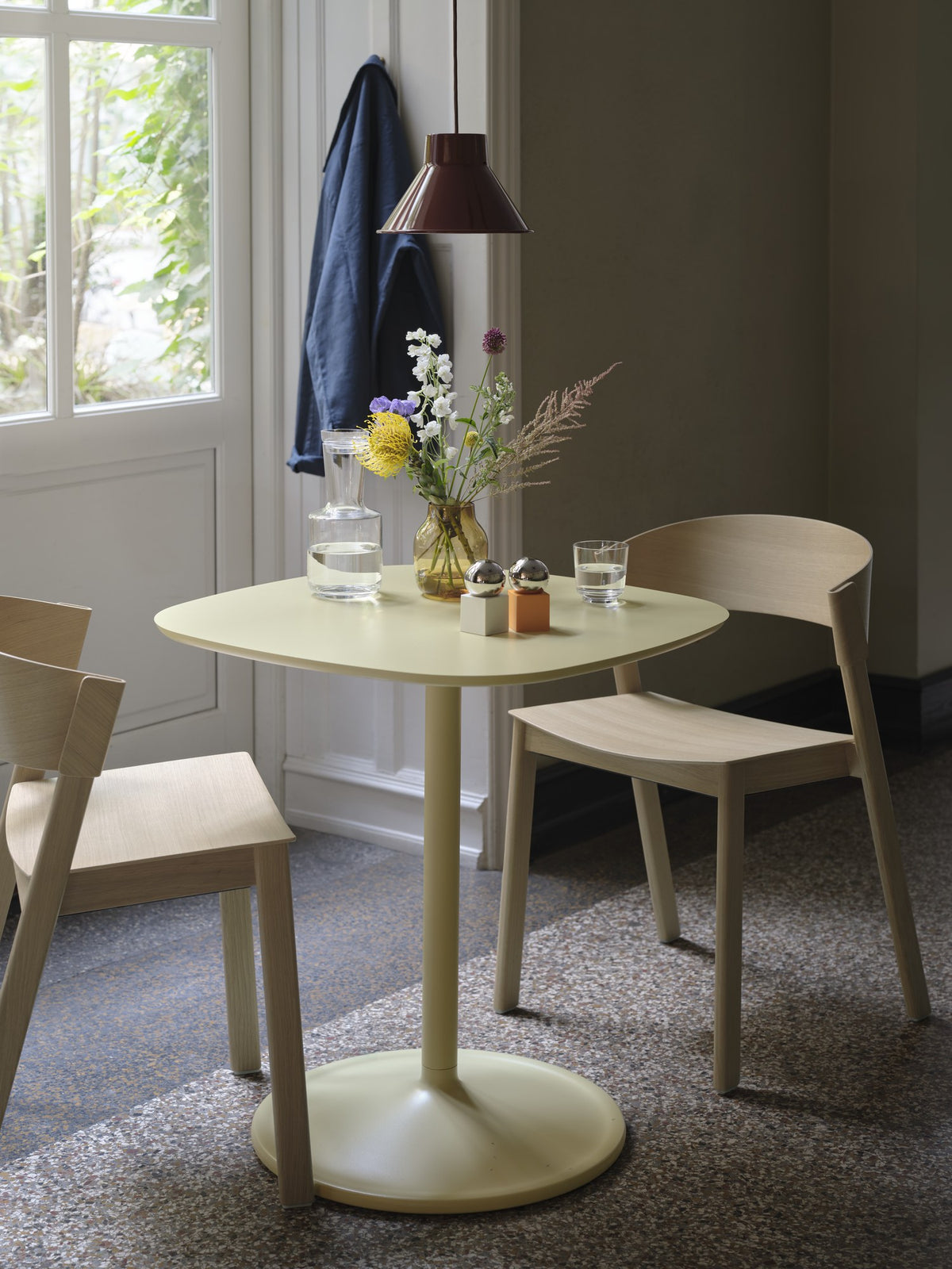 Soft Café Table - Dining Tables - Muuto