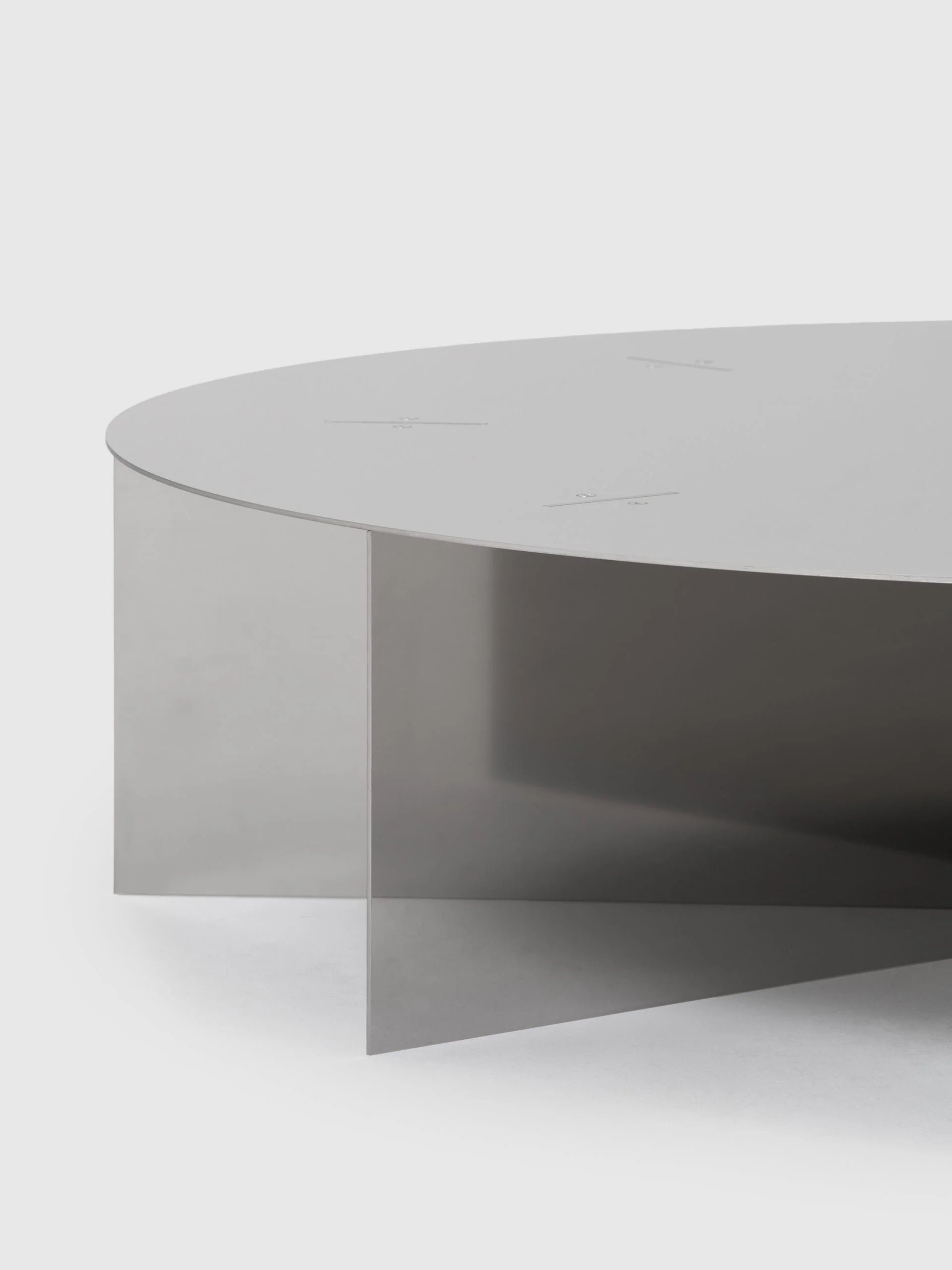 NM02 Coffee Table