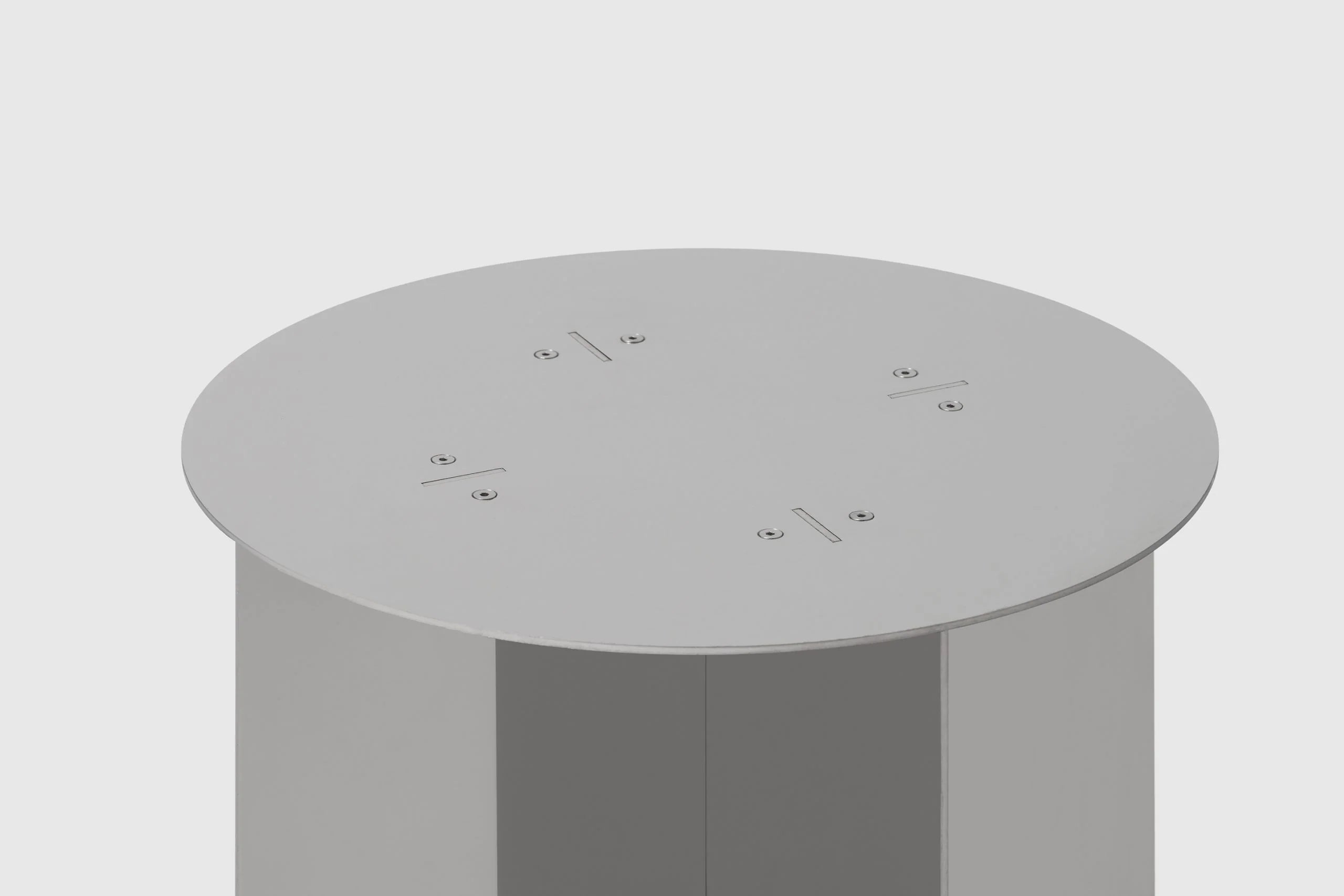 NM06 Stool – industrialkonzept