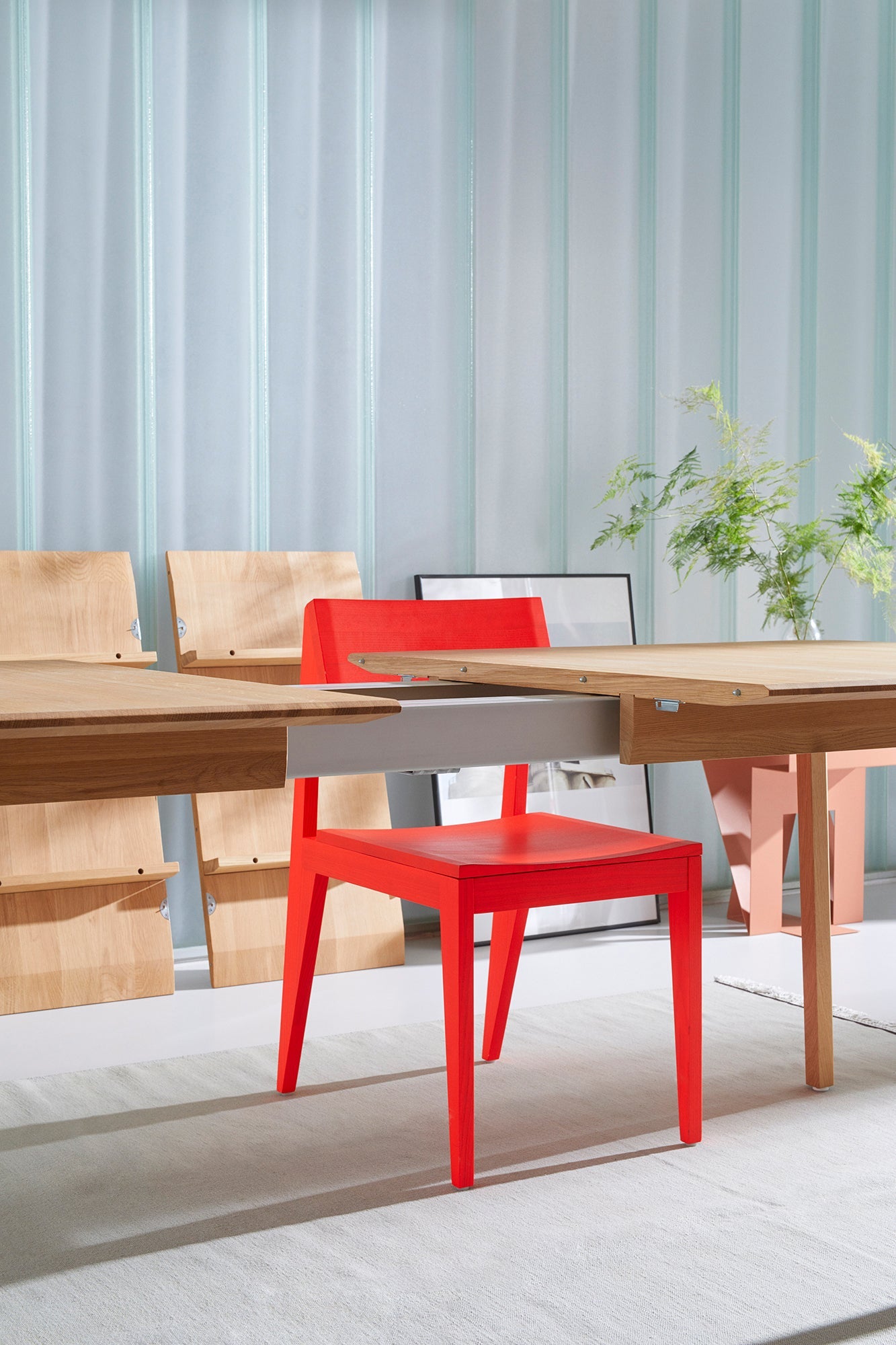 MEYER Extendable Table