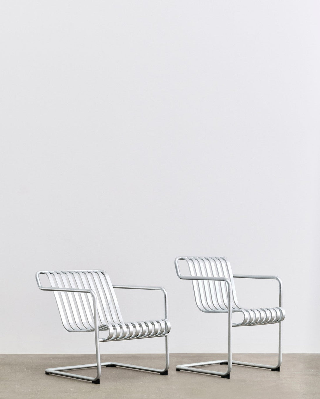 Palissade Cantilever Loungesessel niedrig