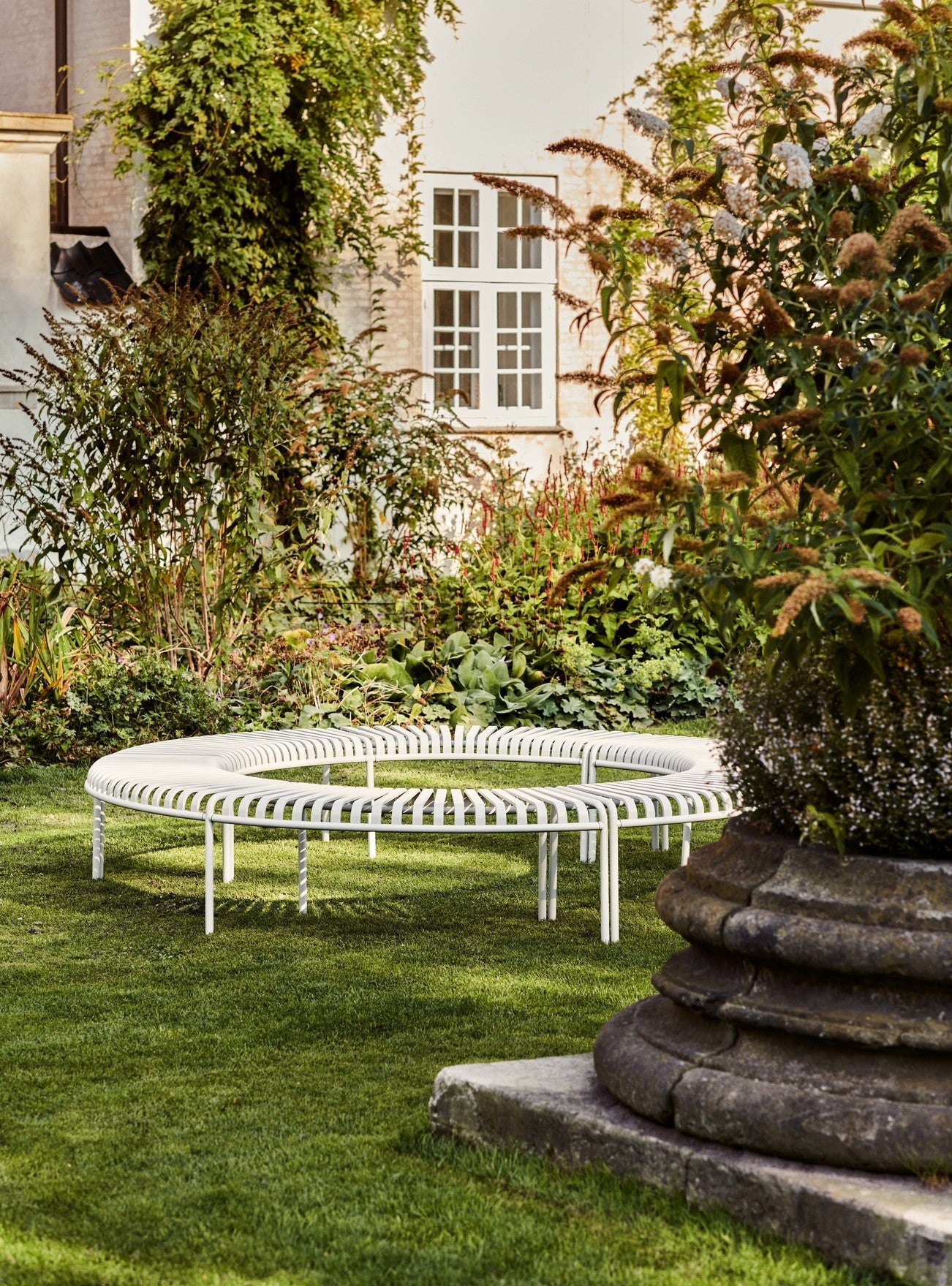 Palissade Park Bench incl. Middle Leg