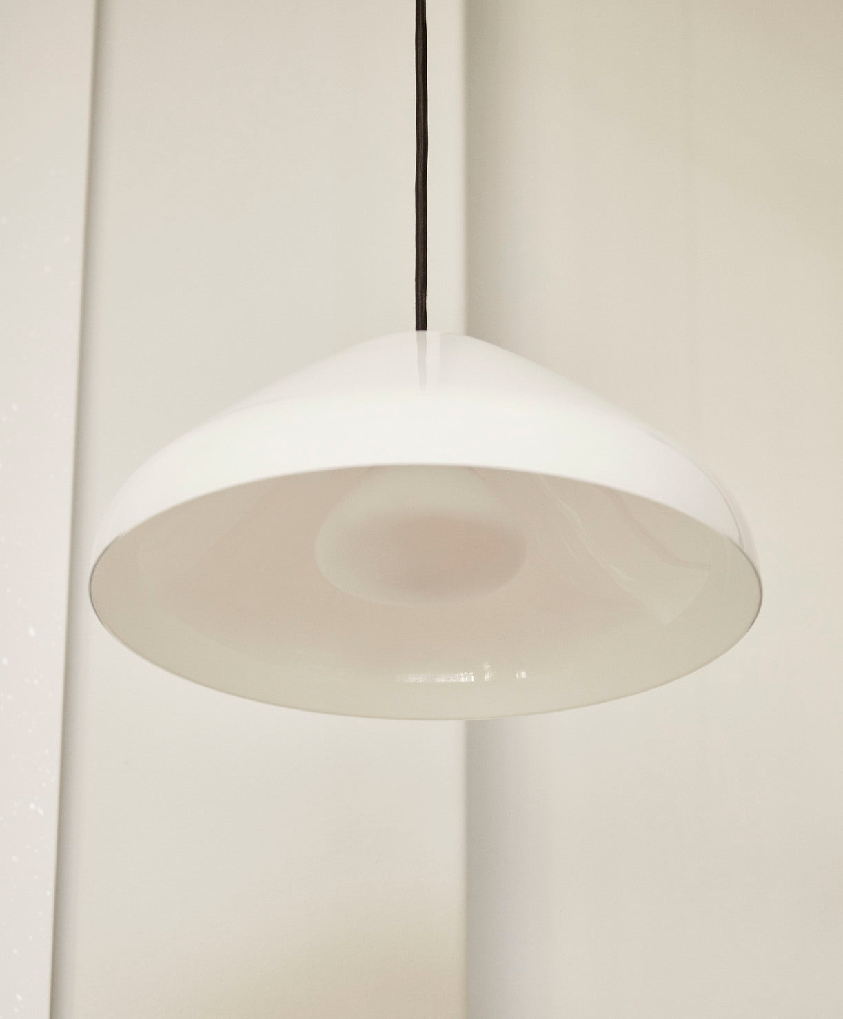 Pao Glass Pendant Light