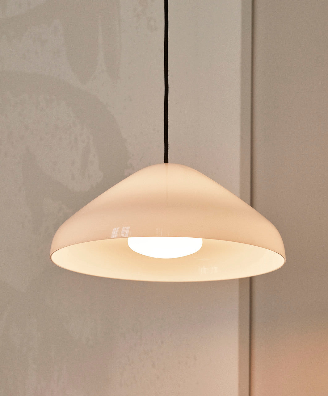 Pao Glass Pendant Light