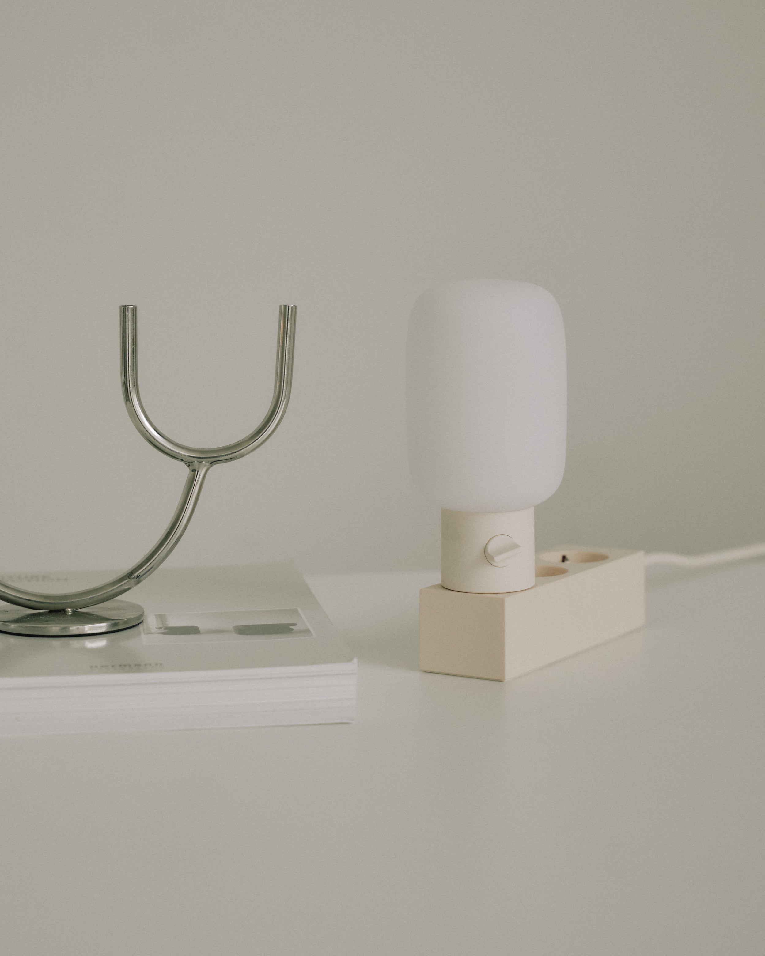 Plug-in Lamp - Pearl
