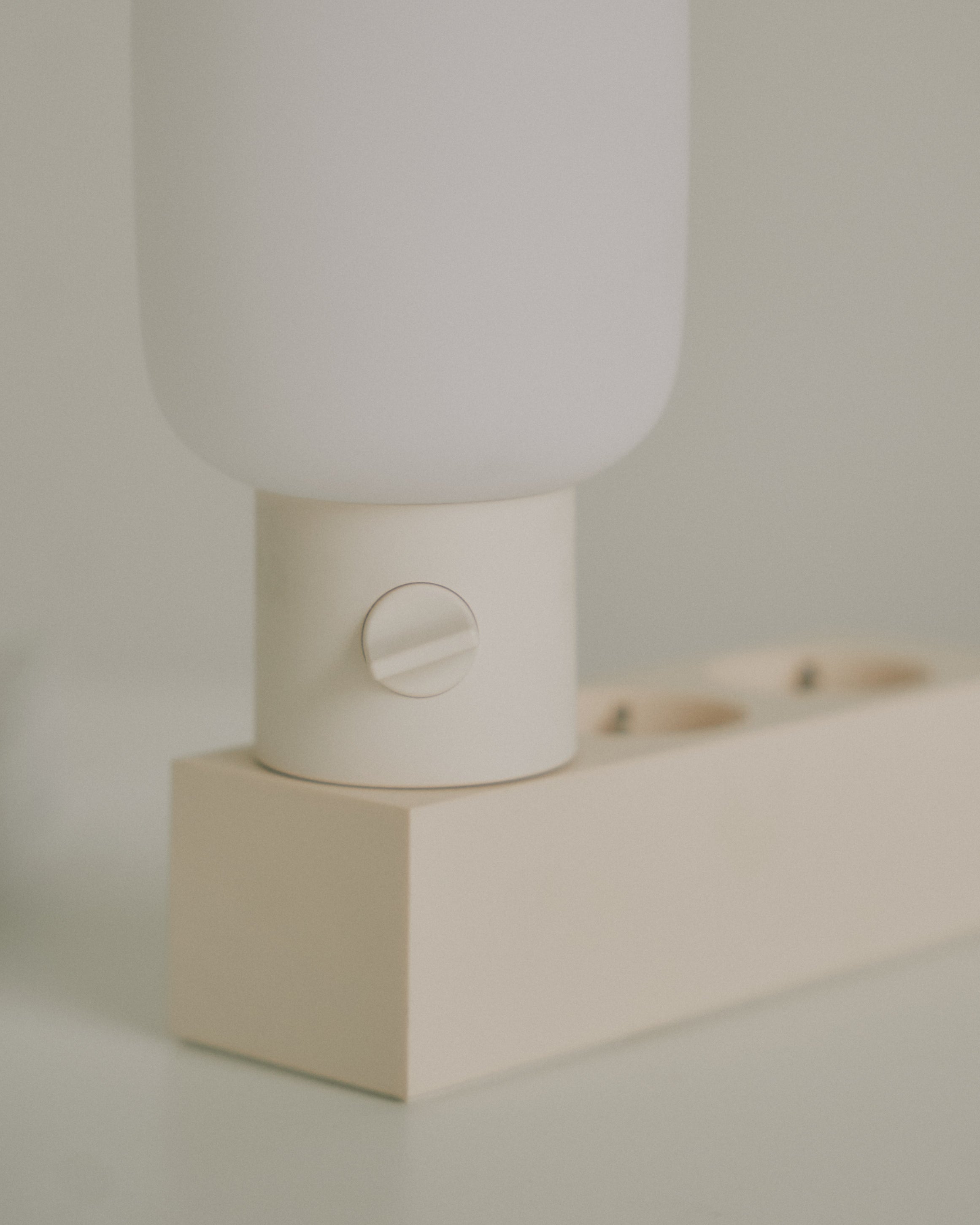 Plug-in Lamp - Pearl