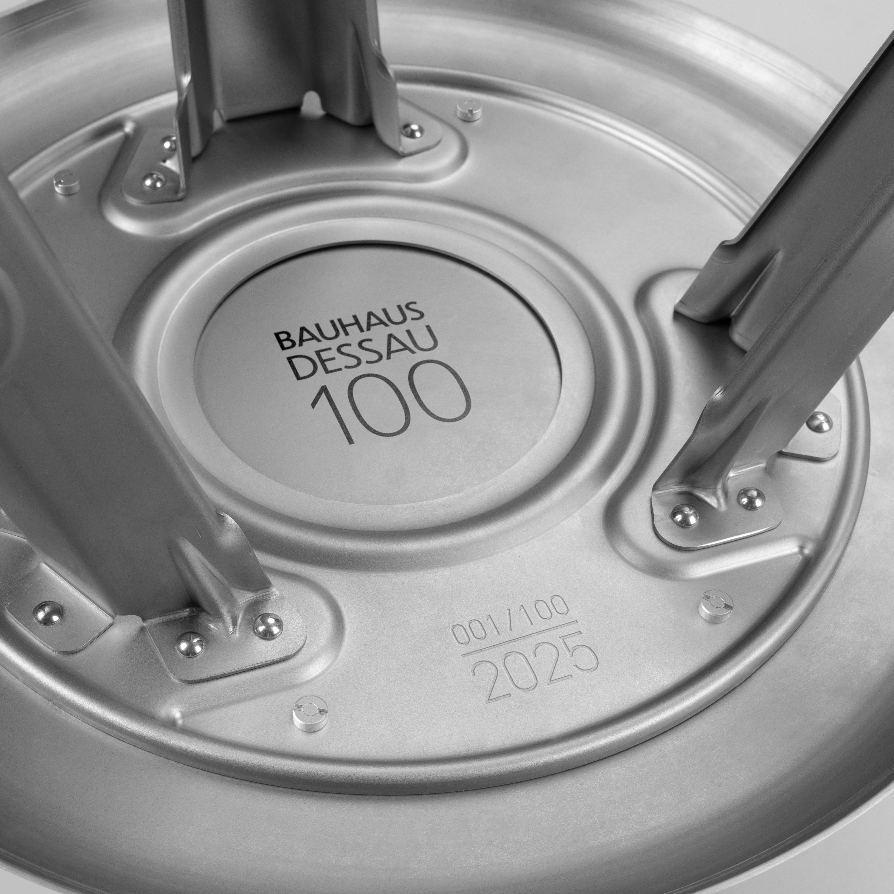 Schemel Hocker - Bauhaus Dessau 100 Edition