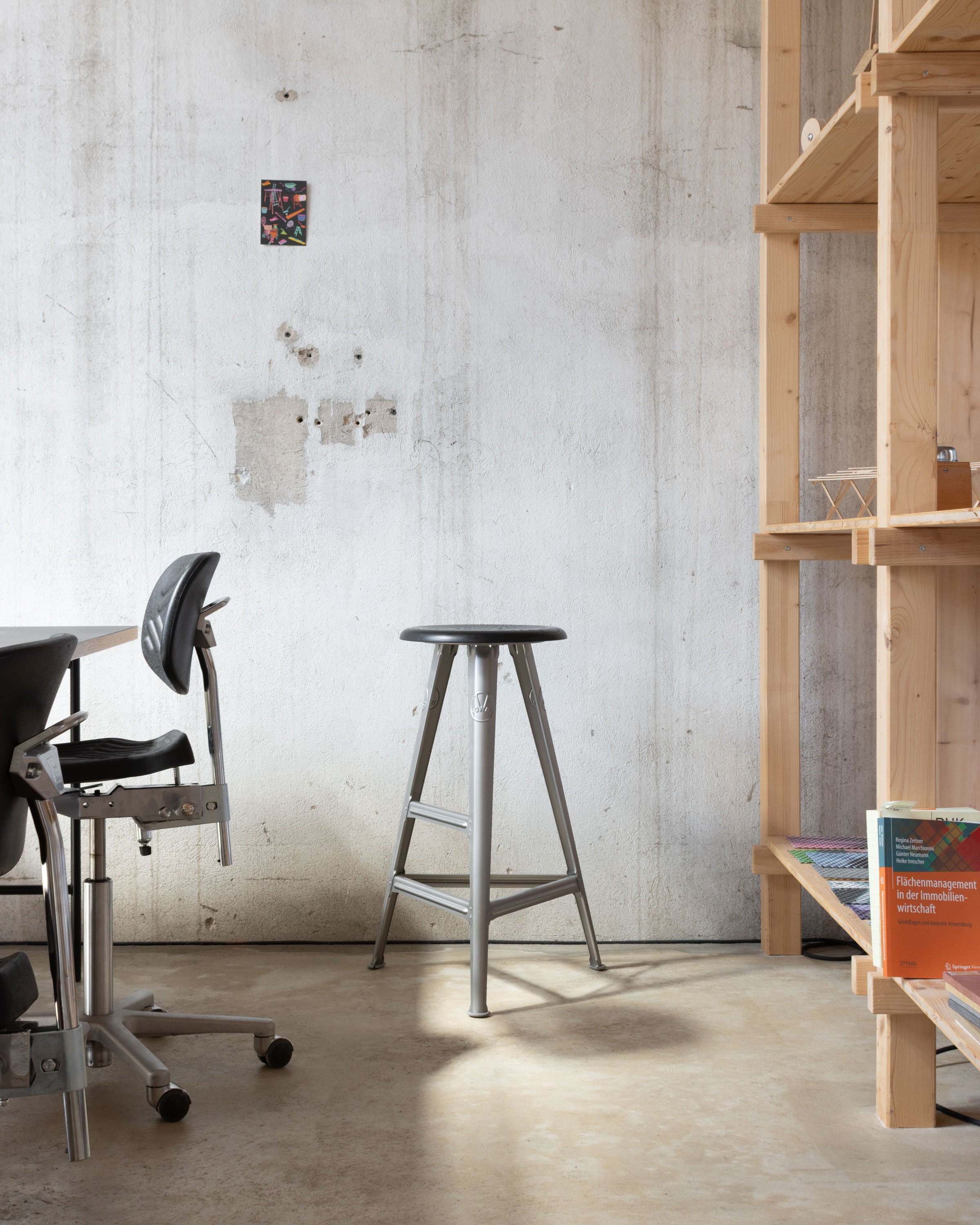 Schemel Stool - Model I / 75cm