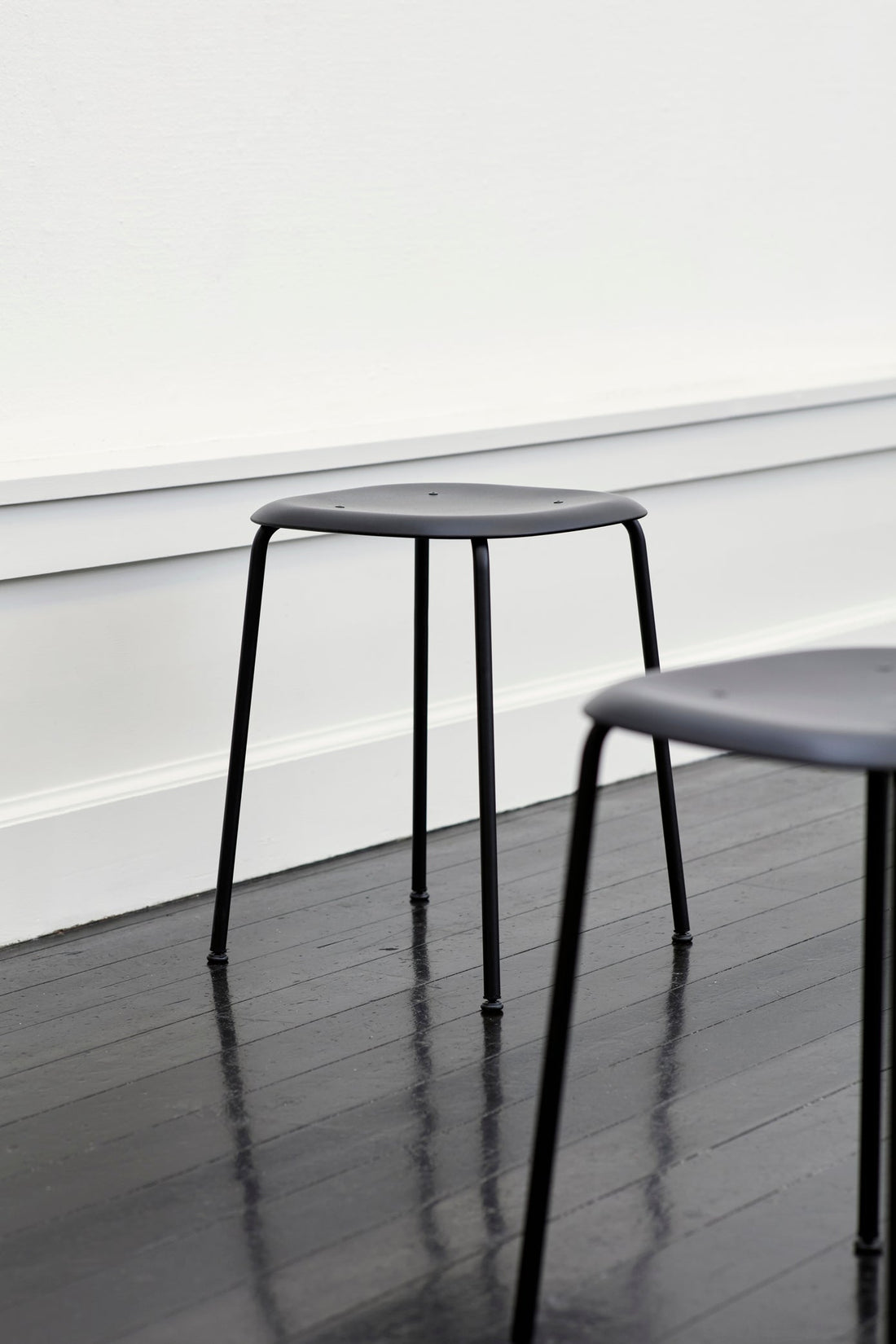 Soft Edge 70 Stool