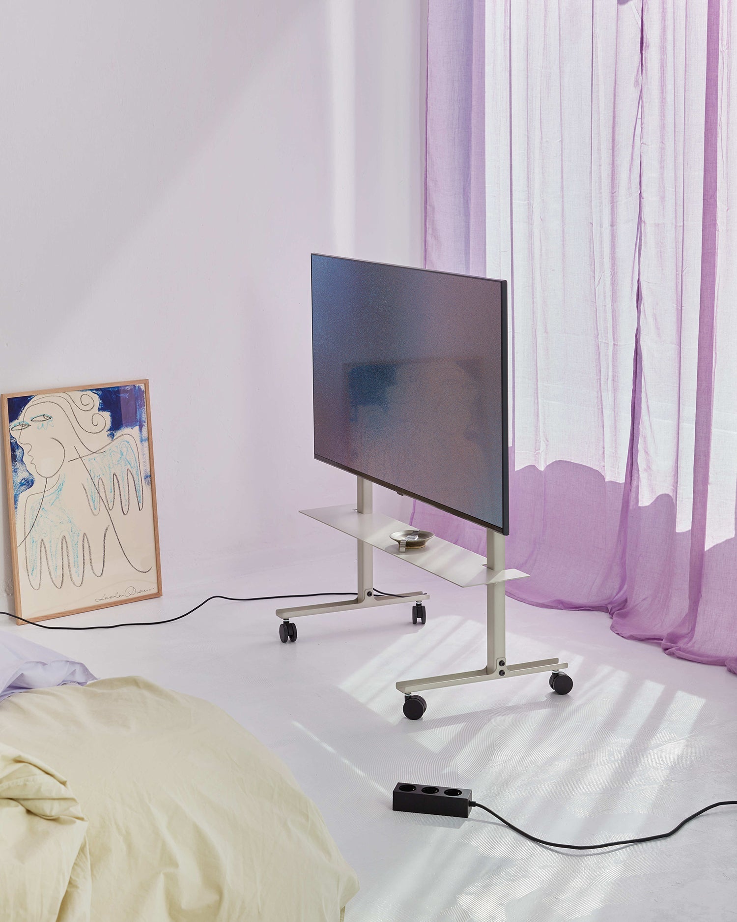Straight Rollin' TV-Stand - Mushroom