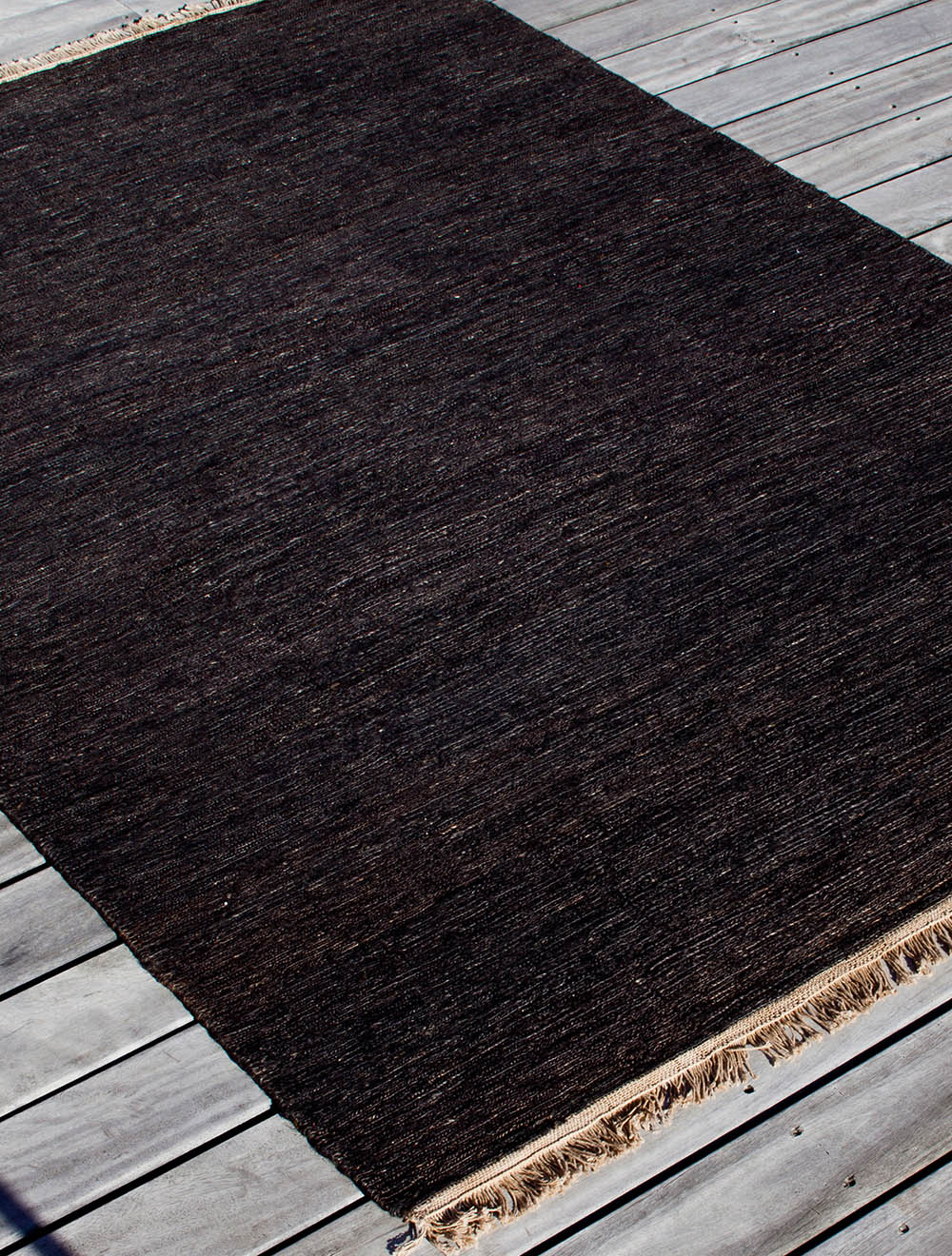 Black with fringes - Sumace Rug