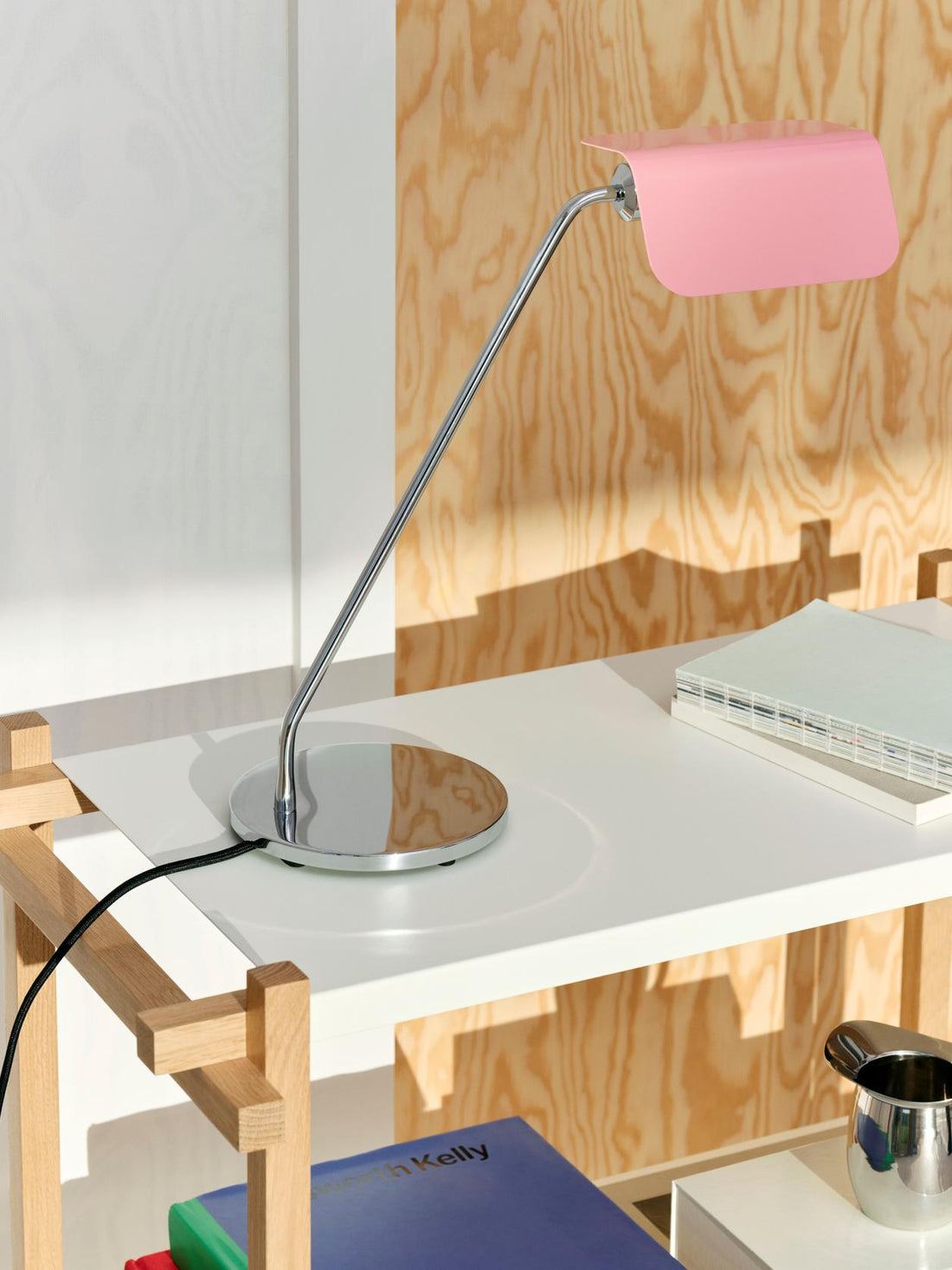 Apex Desk Lamp