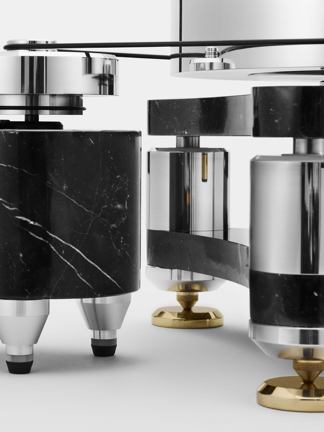 TH300 Plattenspieler
