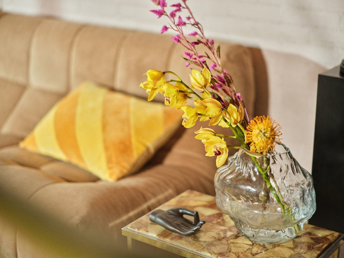 Cloud Vase Clear Glass Low - Vase - HKLIVING