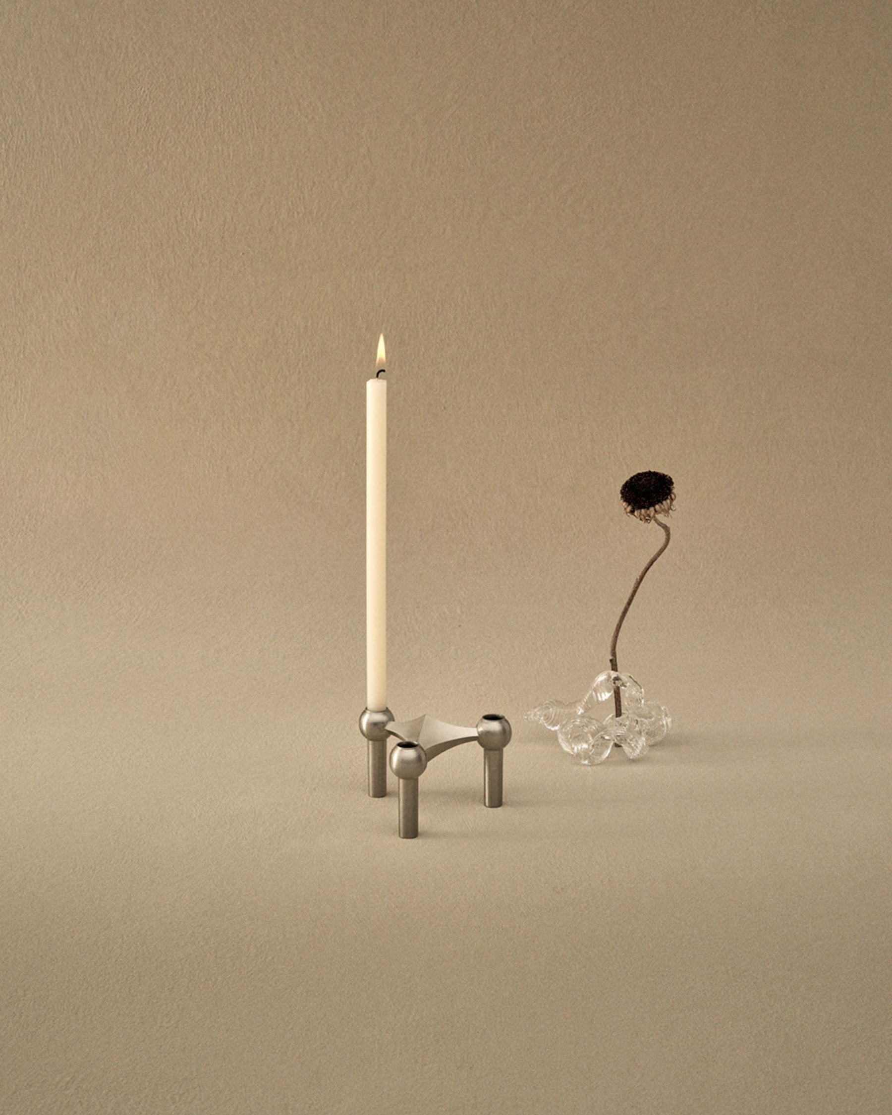 Nagel Kerzenhalter 