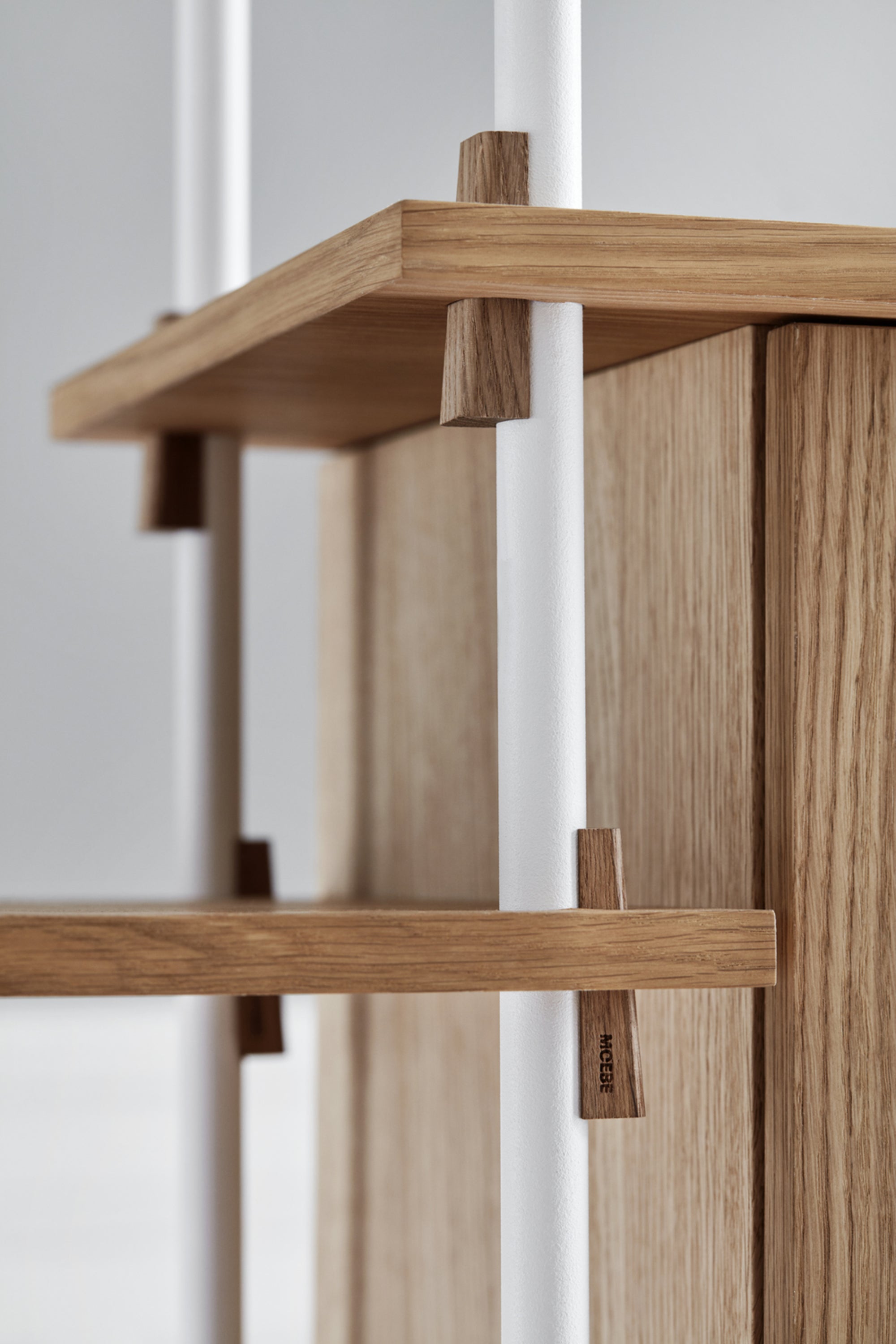 Moebe Wall Shelving – ws.65.2.B – Oak/White
