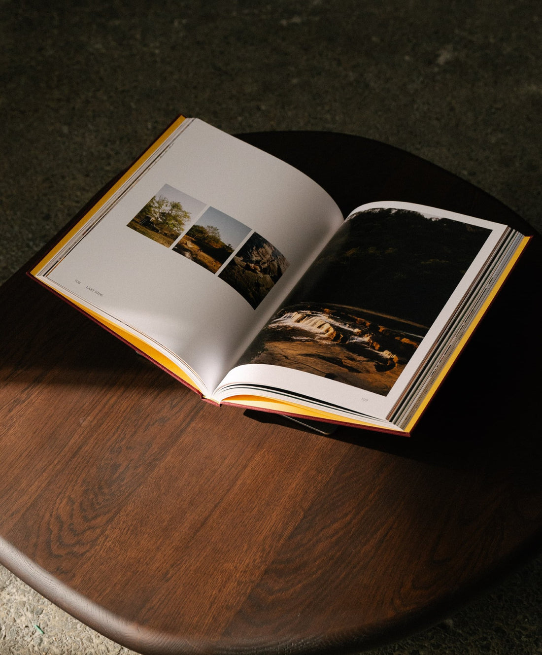 1.0 - Book Stand