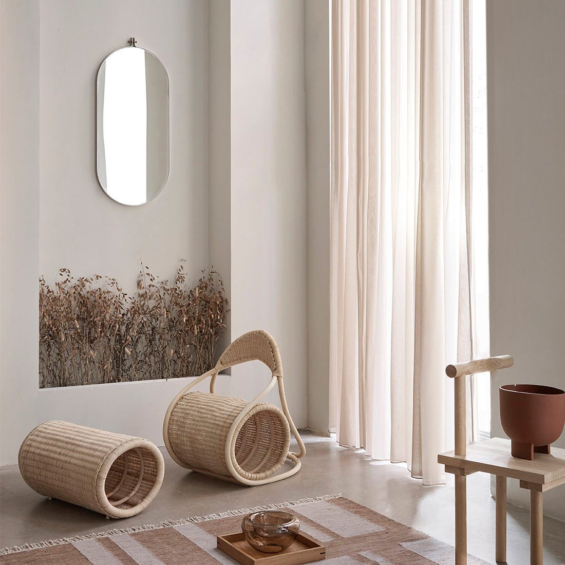 Dowel Mirror Round – Capsule Furniture by Kristina Dam Studio