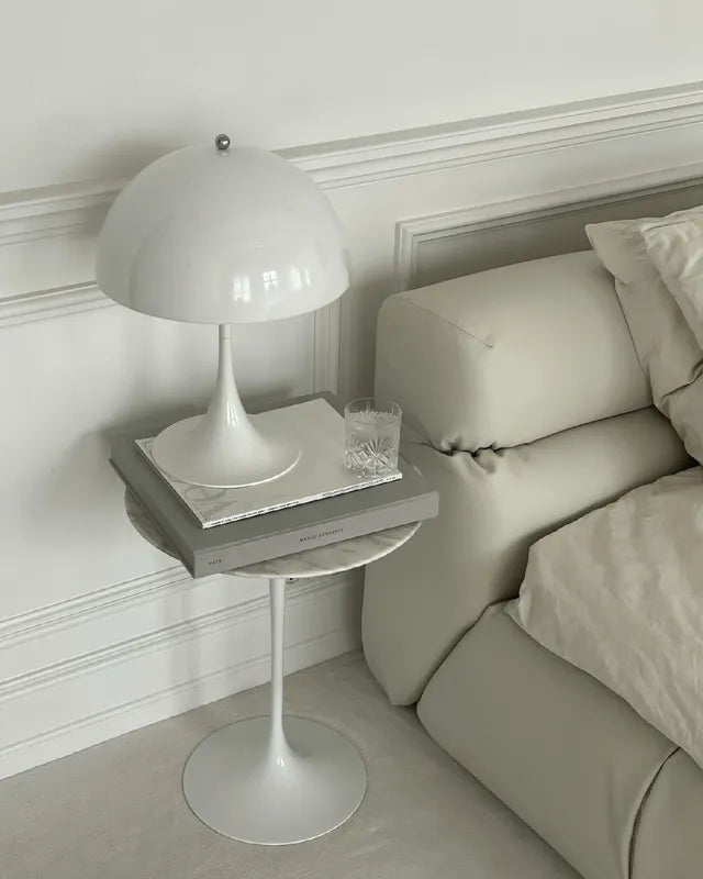 Panthella 320 Tischleuchte