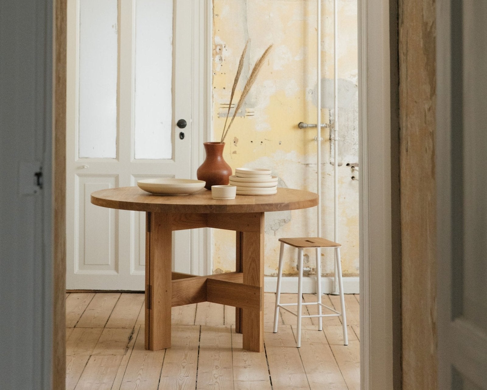 Farmhouse Trestle Table - Natural Oak - 120 Ø Round Dining Tables by Frama