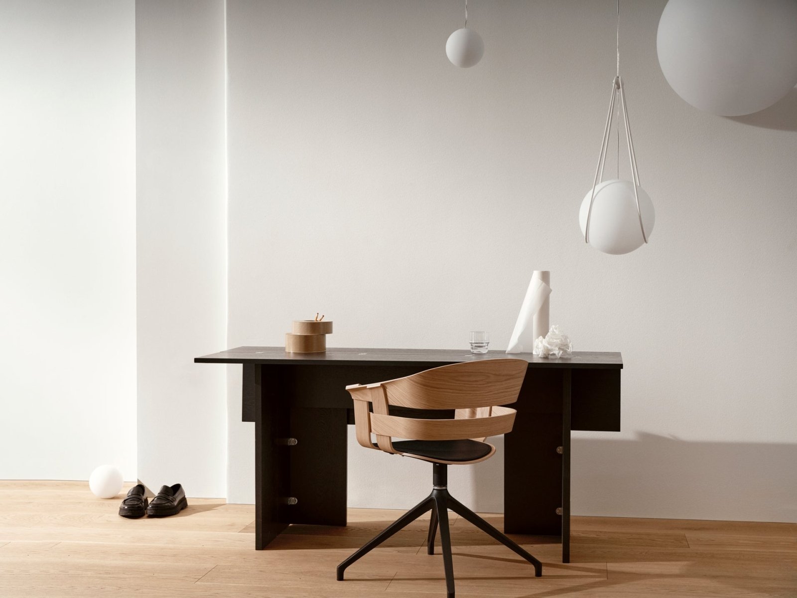 Flip Table Schreibtisch by Design House Stockholm