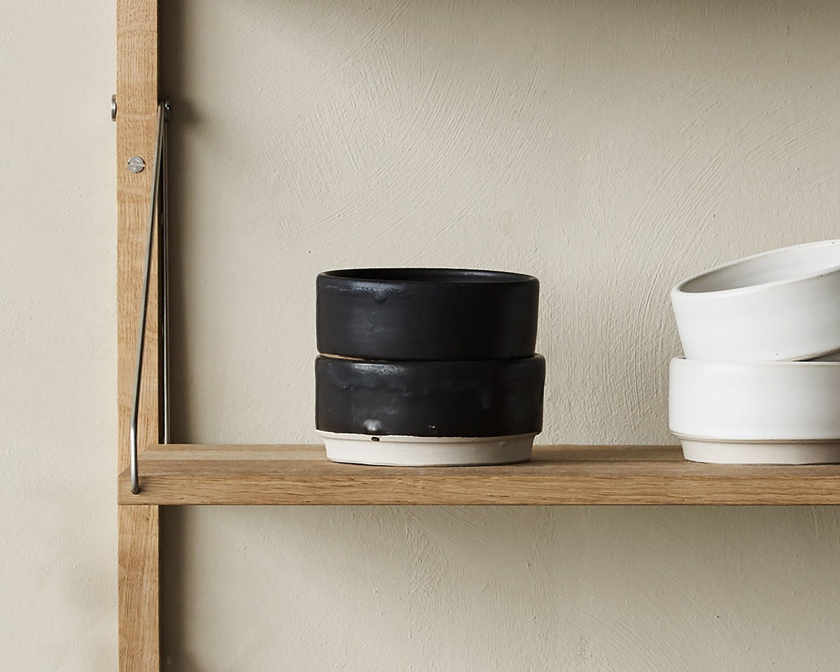 Otto Ceramic Bowls Set of Two – Black – Medium - Lifestyle - Frama
