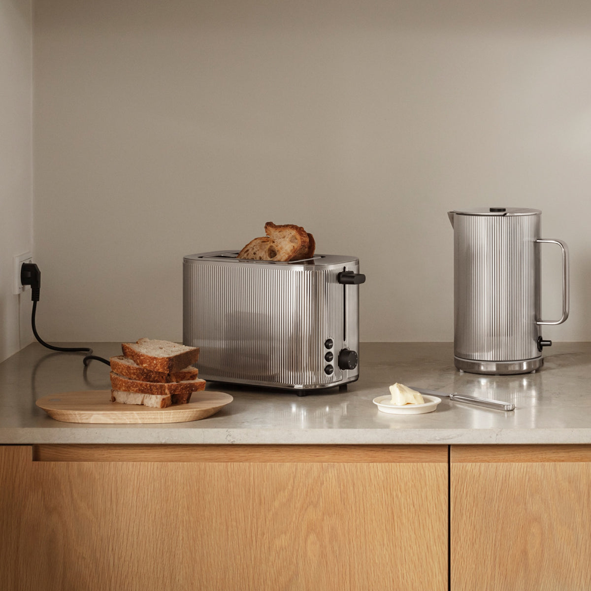 Bernadotte - Kettle – Georg Jensen – view 3