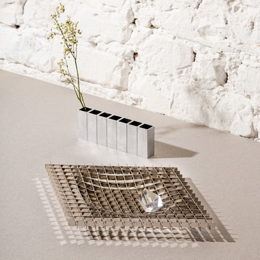 Gravity - Tray Tray by Fundamental Berlin