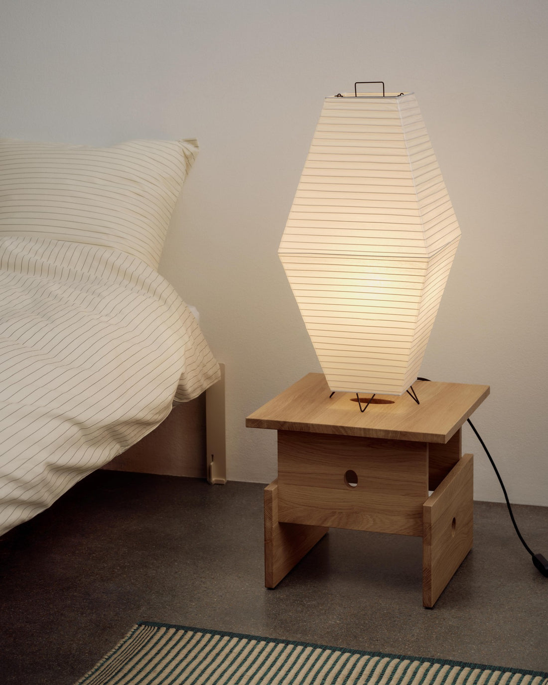Paper Shade Lampenschirm für Tisch und Boden