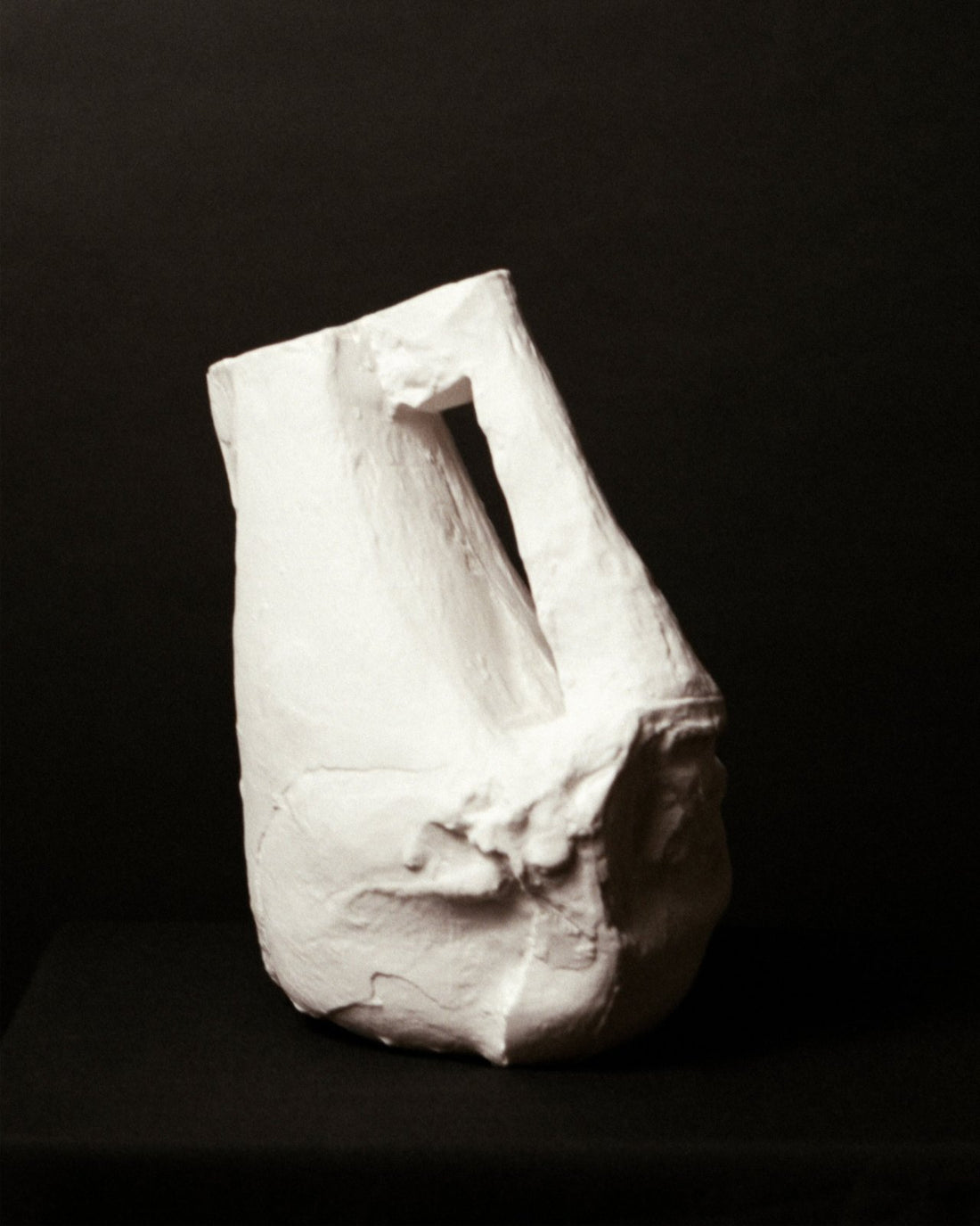 Jug II - Off - White Artifacts - Geschirr - Valerie Objects