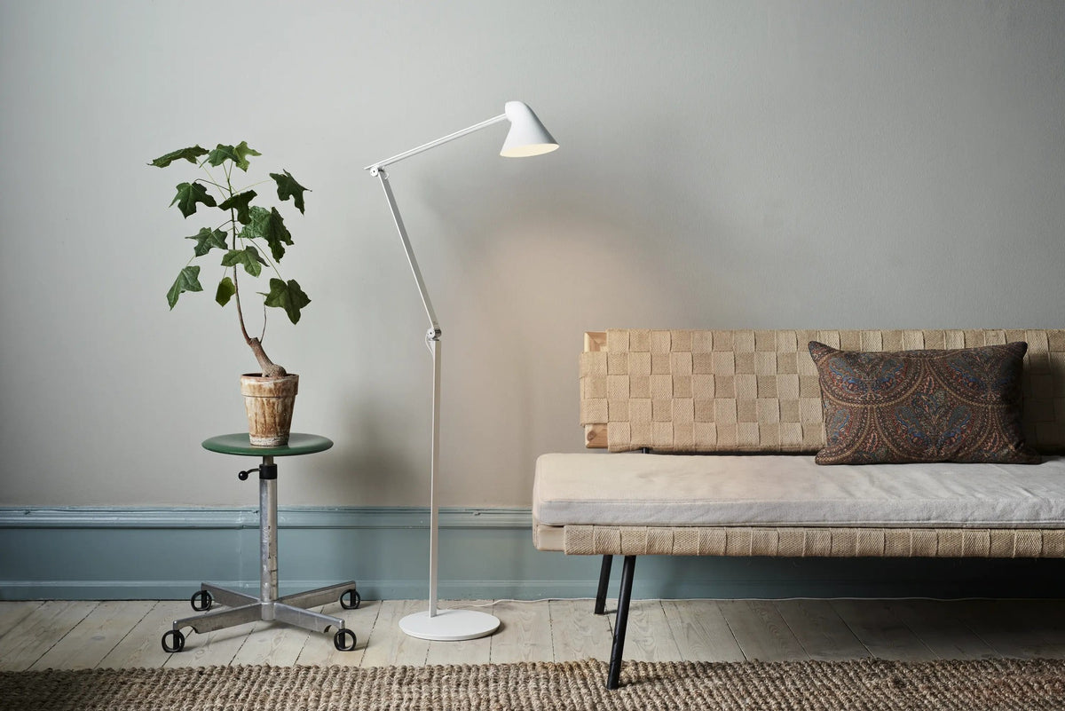 NJP Floor Lamp – Louis Poulsen – view 6