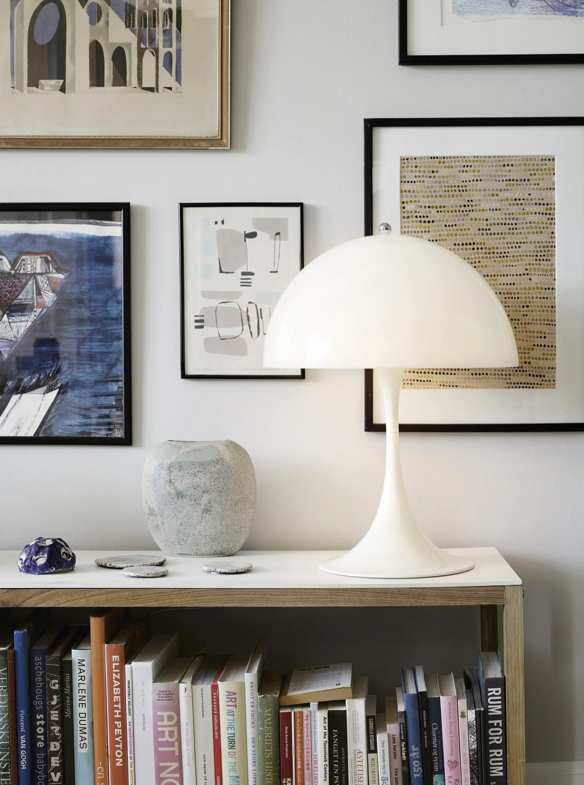 Panthella 400 Table Lamp – Louis Poulsen – view 4