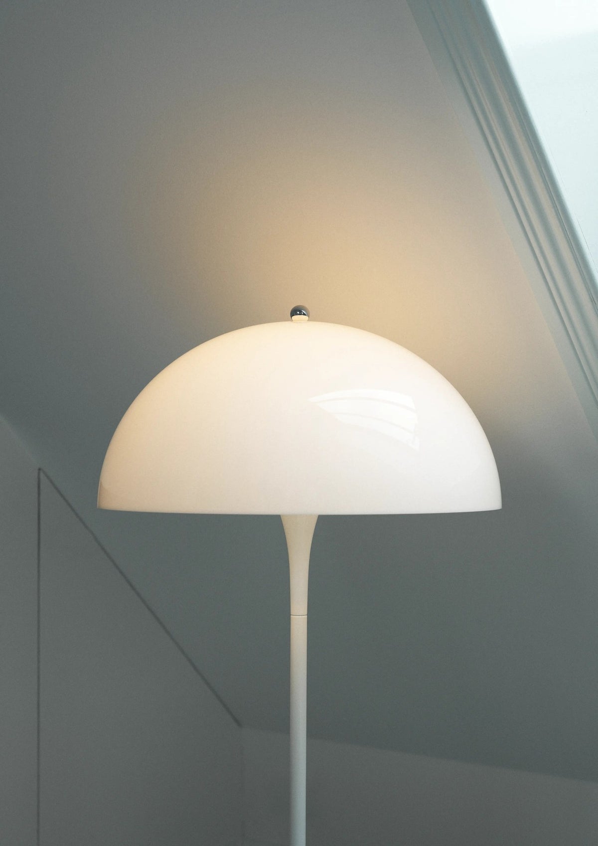 Panthella Floor Lamp – Louis Poulsen – view 5