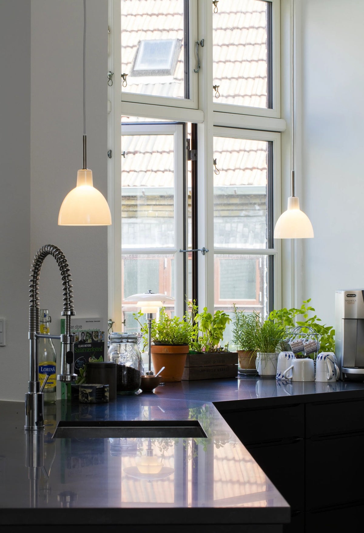 Toldbod Glass Pendant Lamp – Louis Poulsen – view 6