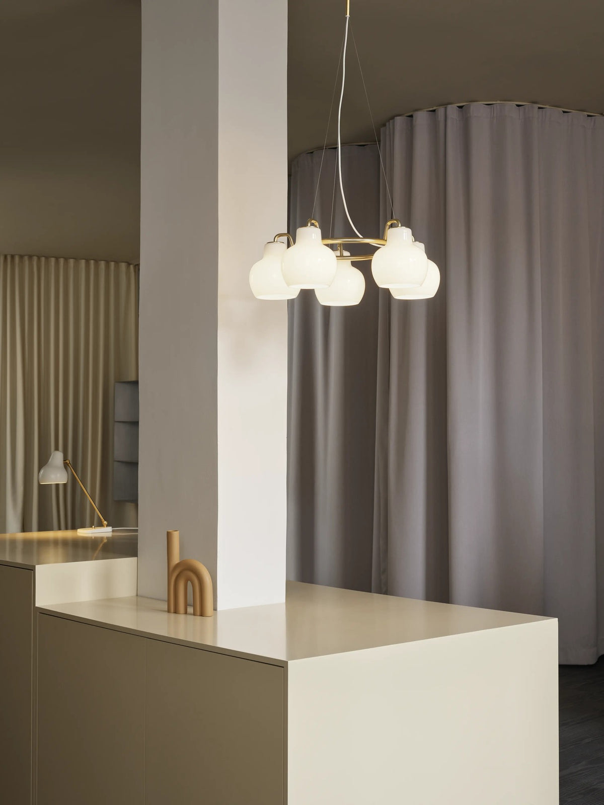 VL Ring Crown 3-5-7 Pendant Lamp – Louis Poulsen – view 10
