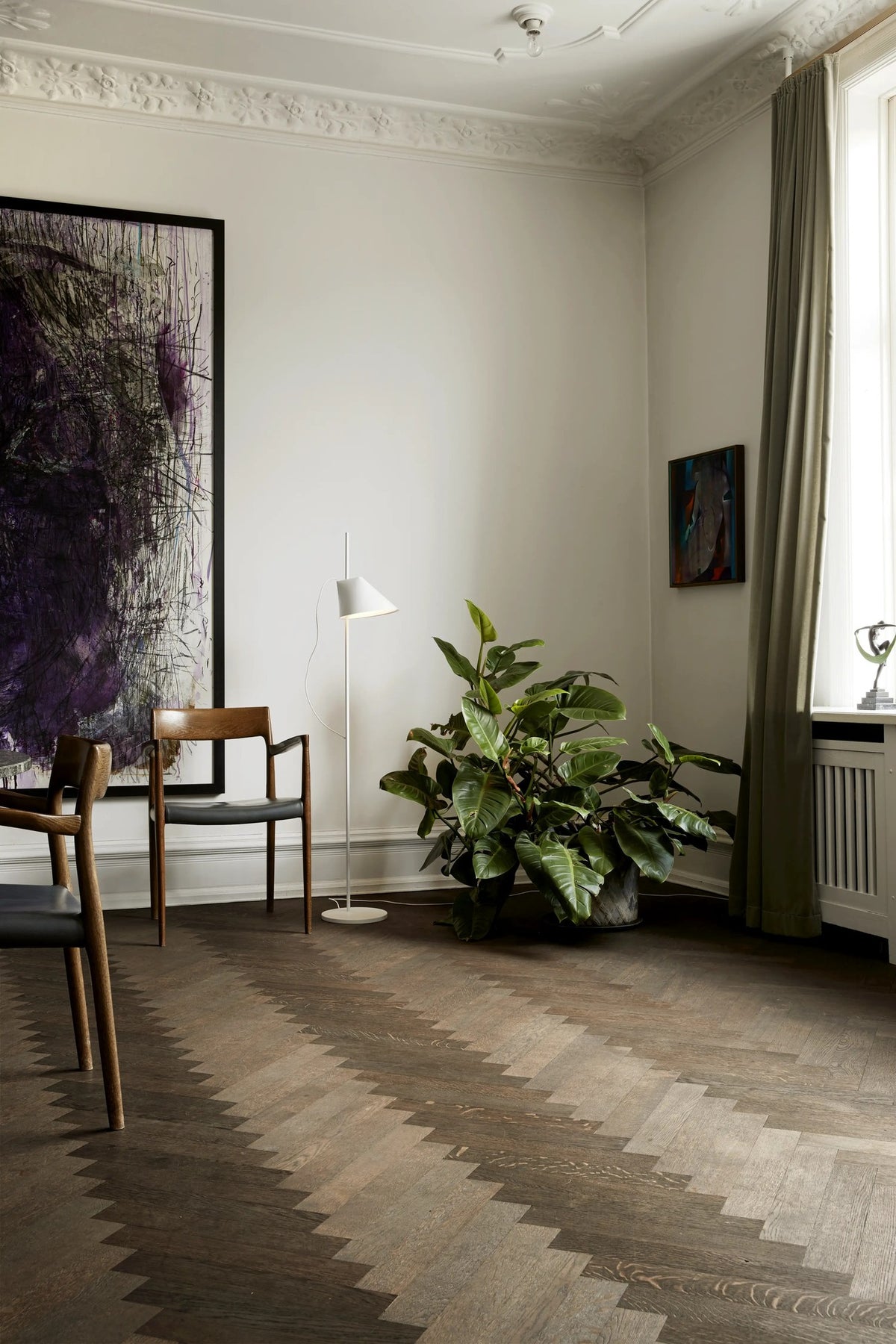 Yuh Floor Lamp – Louis Poulsen – view 7