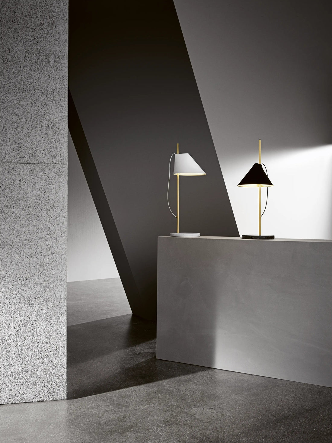 Yuh Table Lamp
