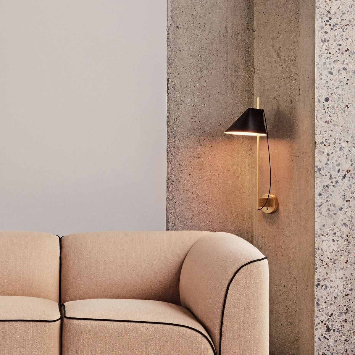 Yuh Wall Lamp – Louis Poulsen – view 9