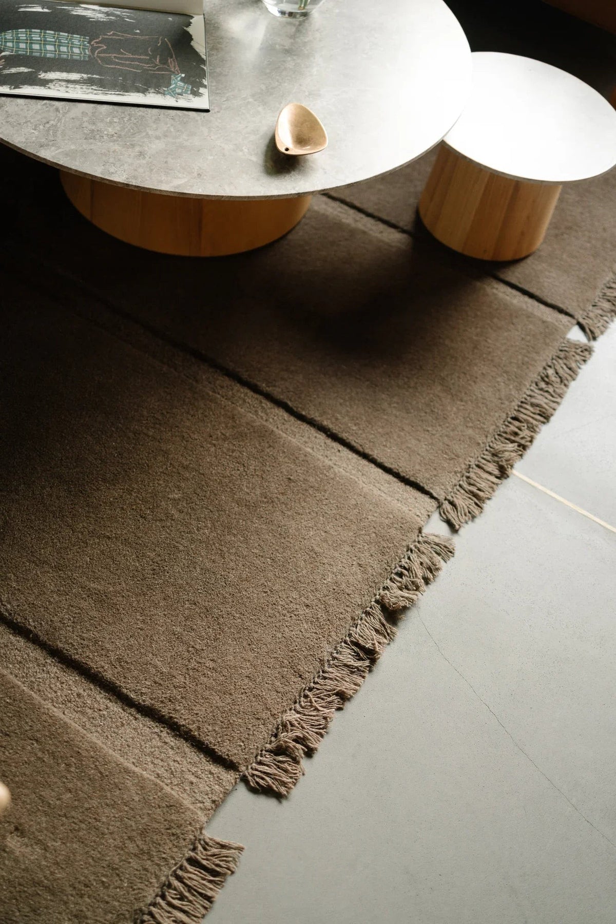 Dark Brown - Atoll Teppich – Massimo Copenhagen – Ansicht 4