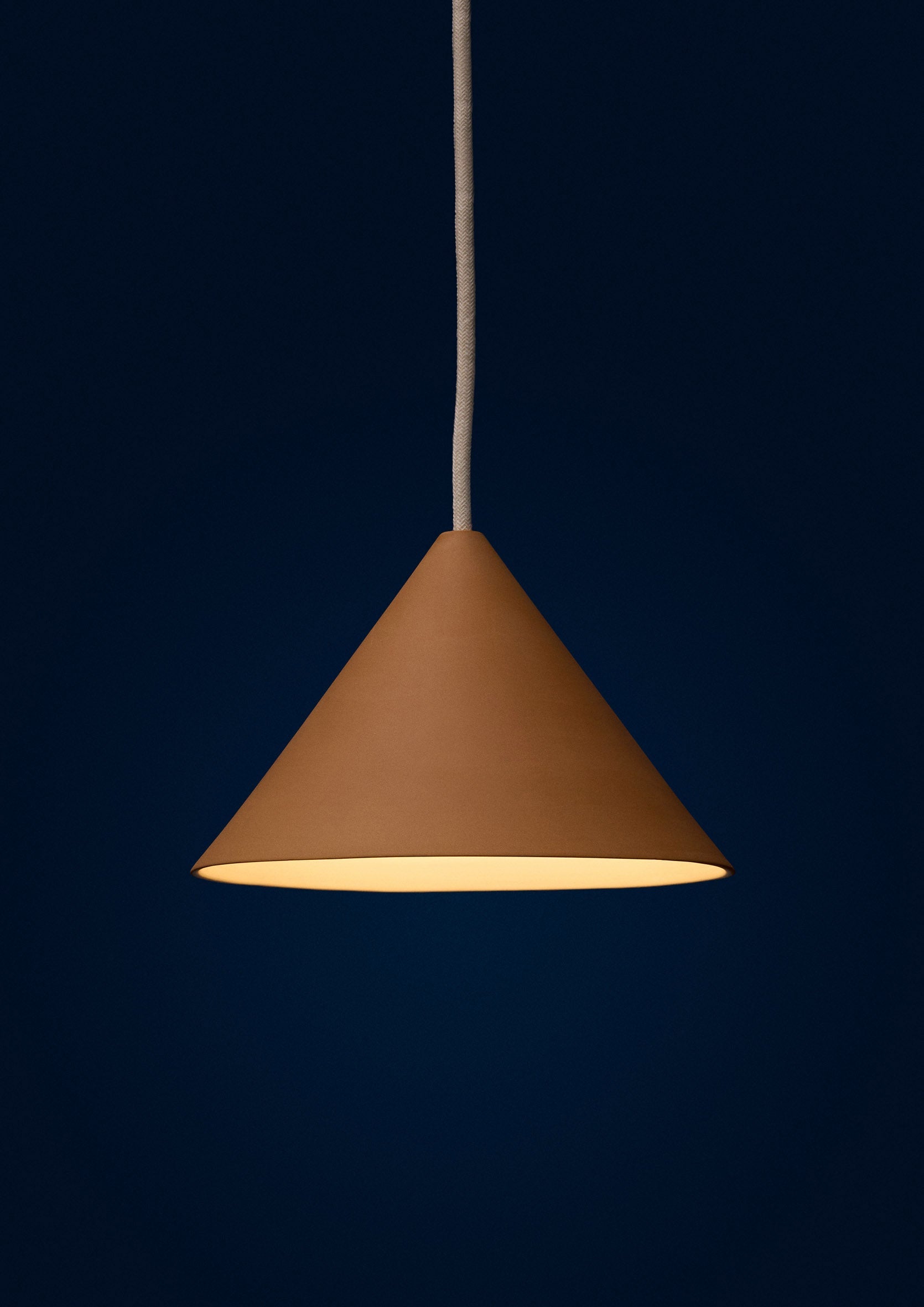 Ceramic Cone Pendelleuchte