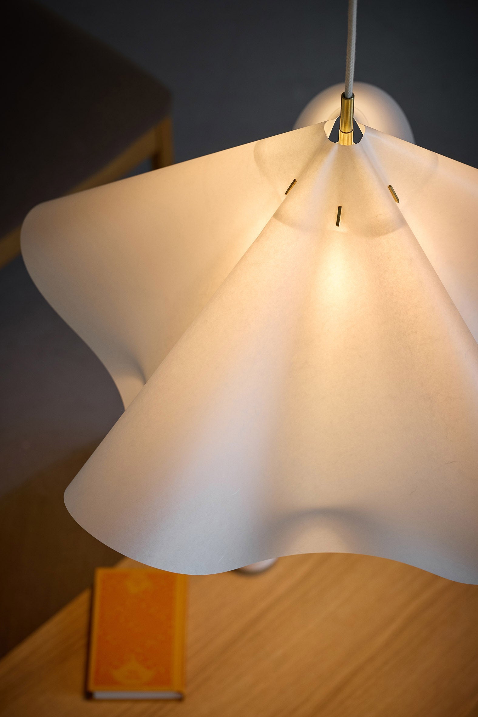 Sinuate Pendant Lamp