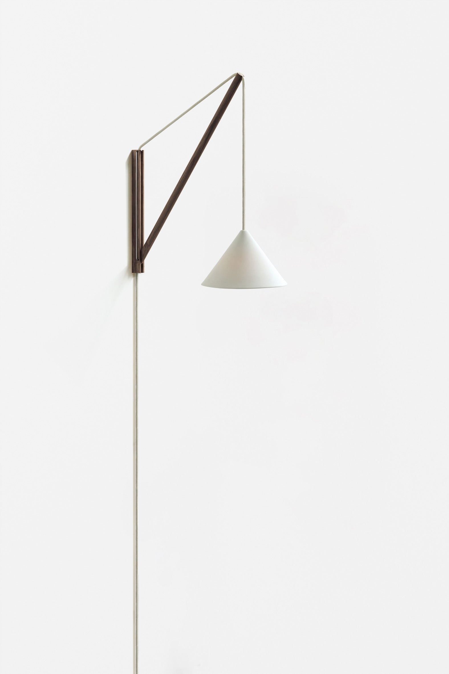 Suspended Wall Lamp