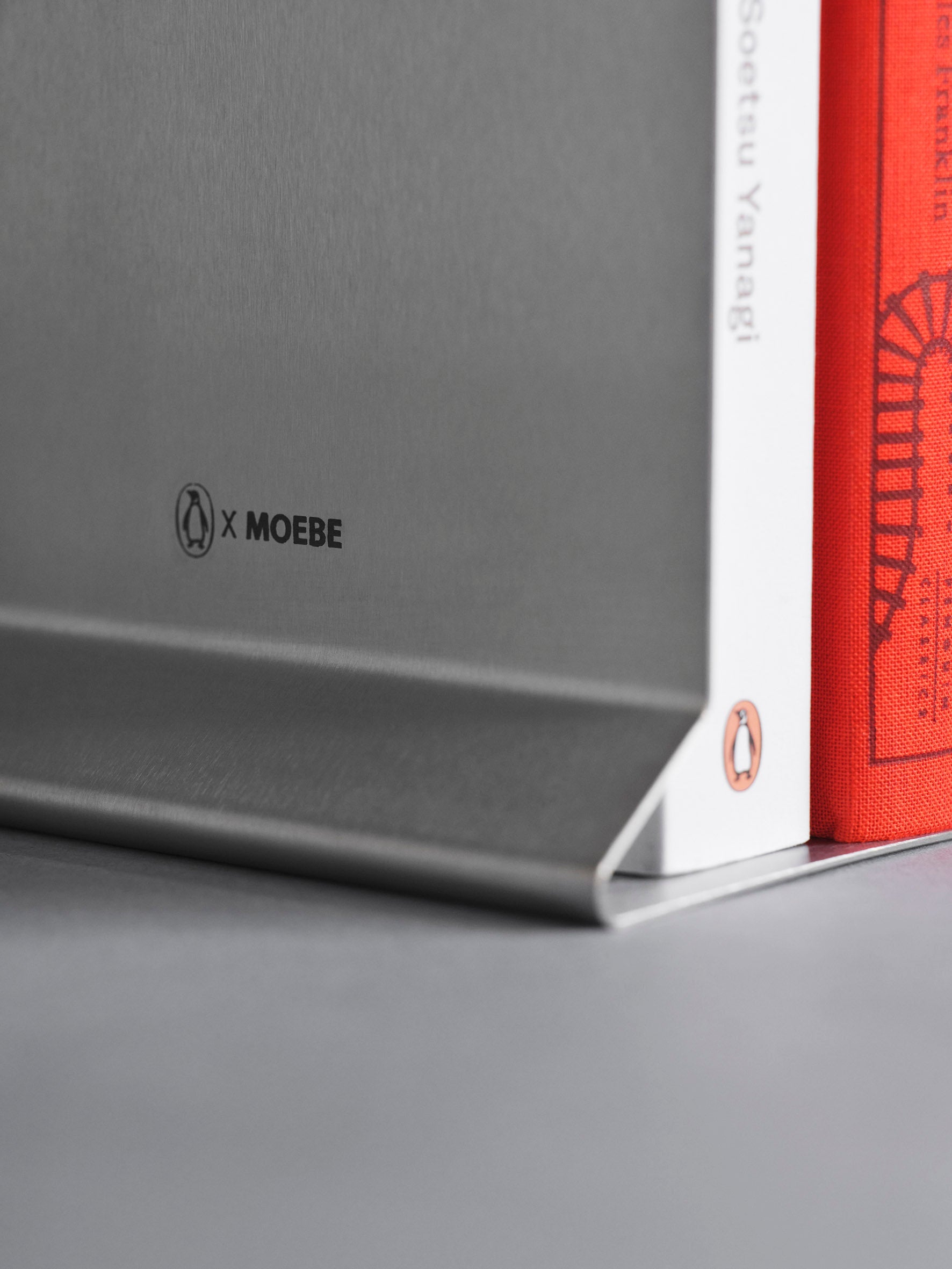 Penguin x Moebe Book Stand
